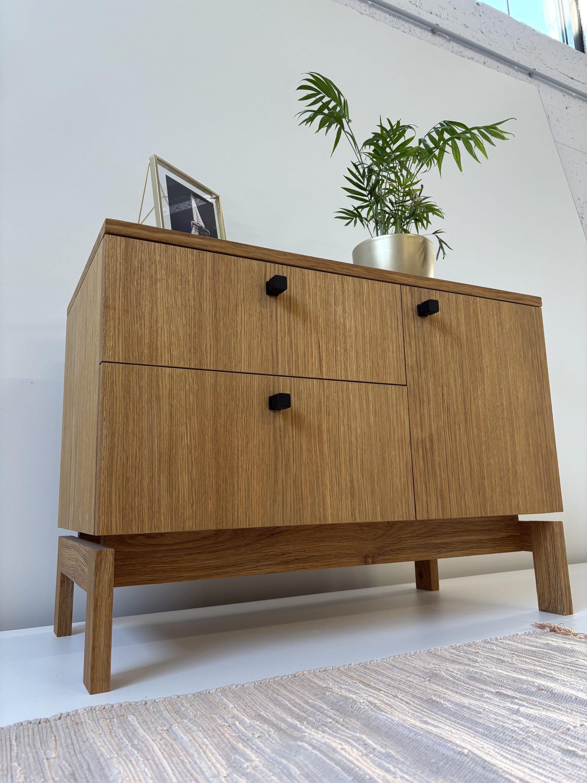 Kast - Eikenhoutfineer op MDF