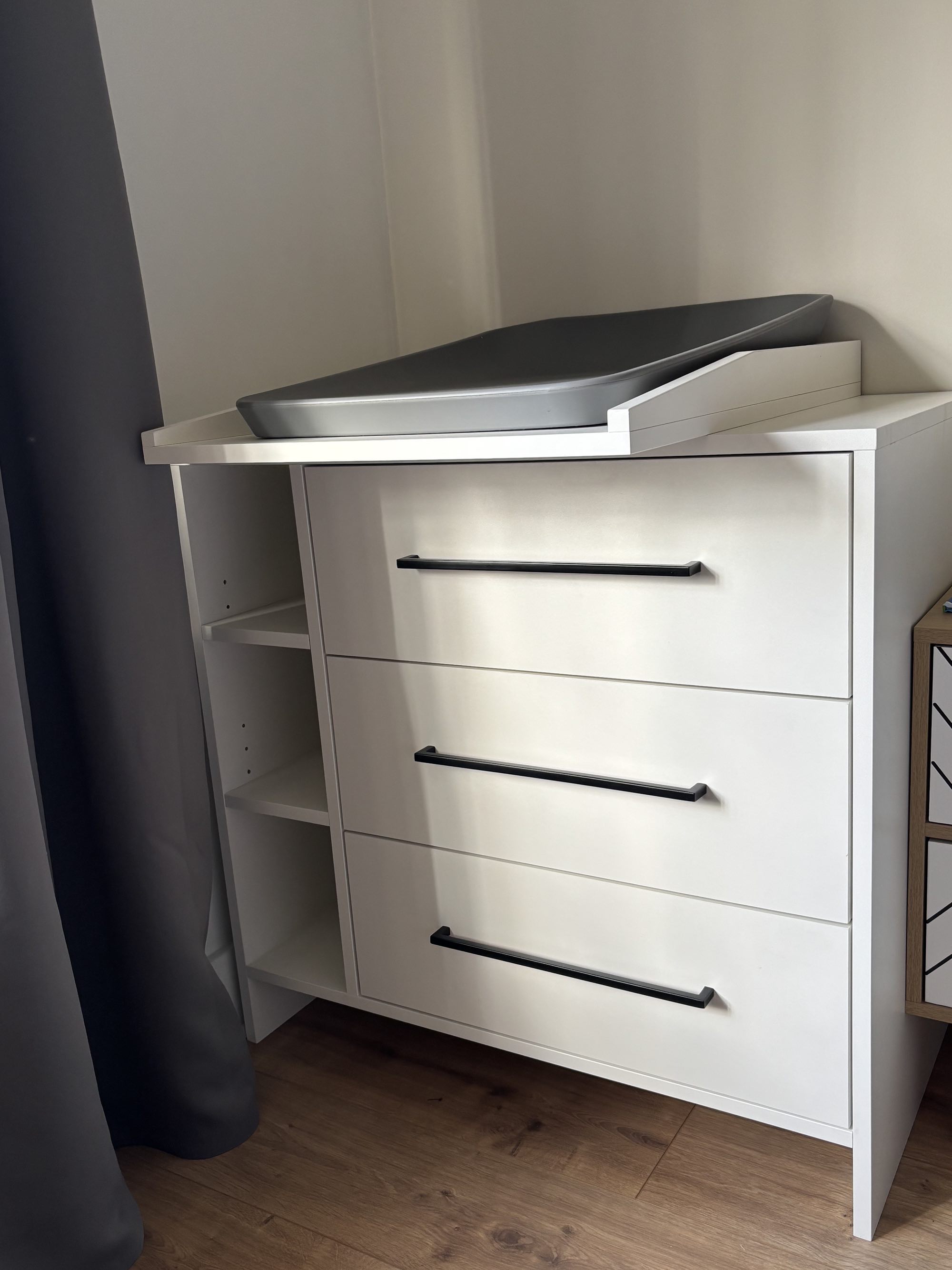 Commode met verschoningsblad